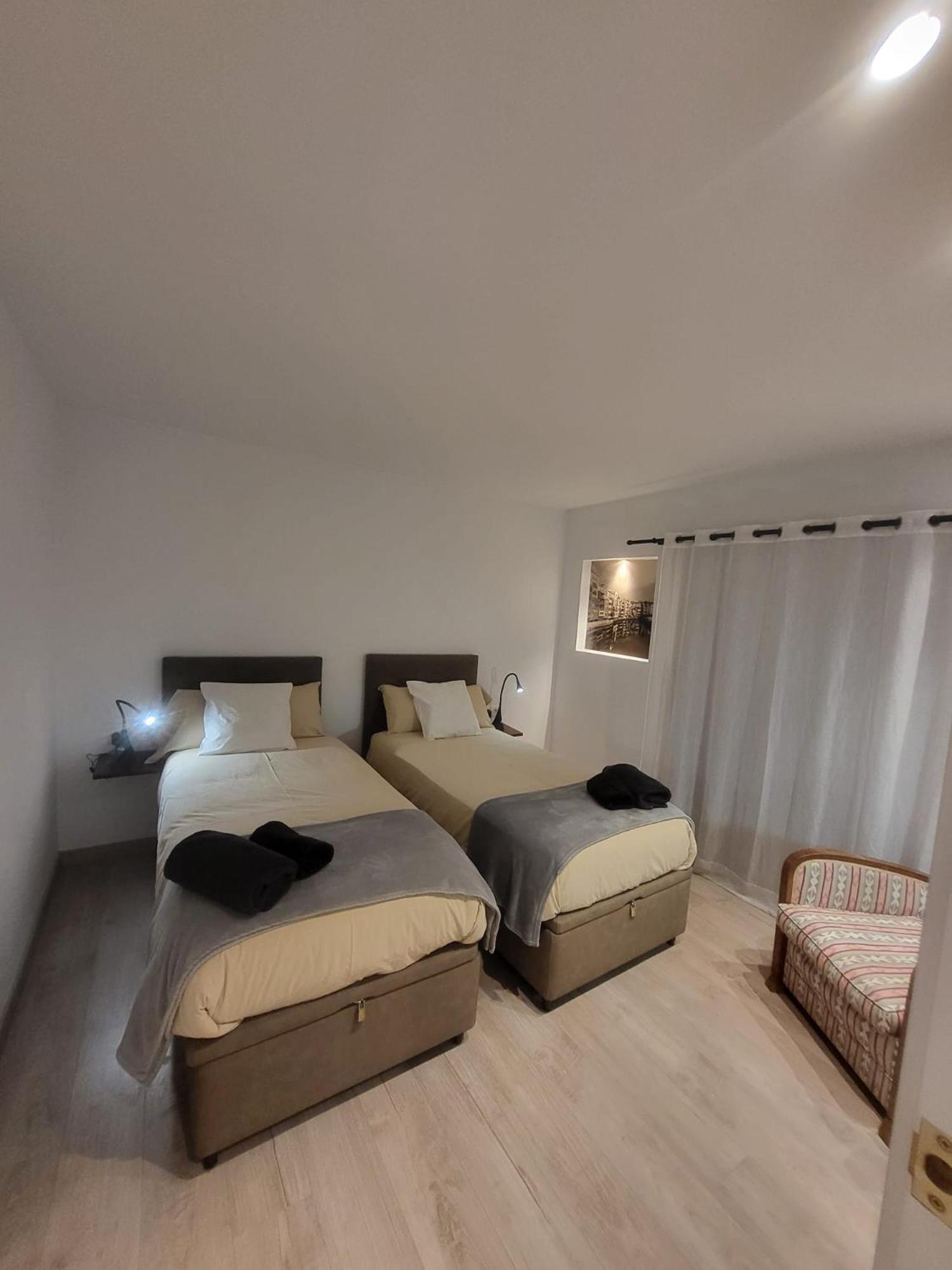 Turistic Girona - Piso de 3 habitaciones Exterior foto